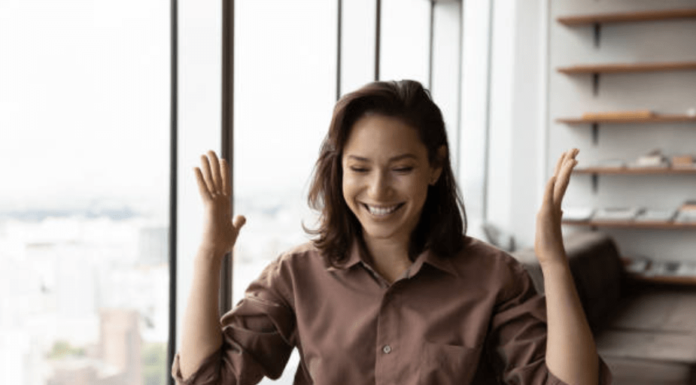 5 Rekomendasi Software Payroll Terbaik Cocok Untuk Pengusaha Milenial! software payroll terbaik